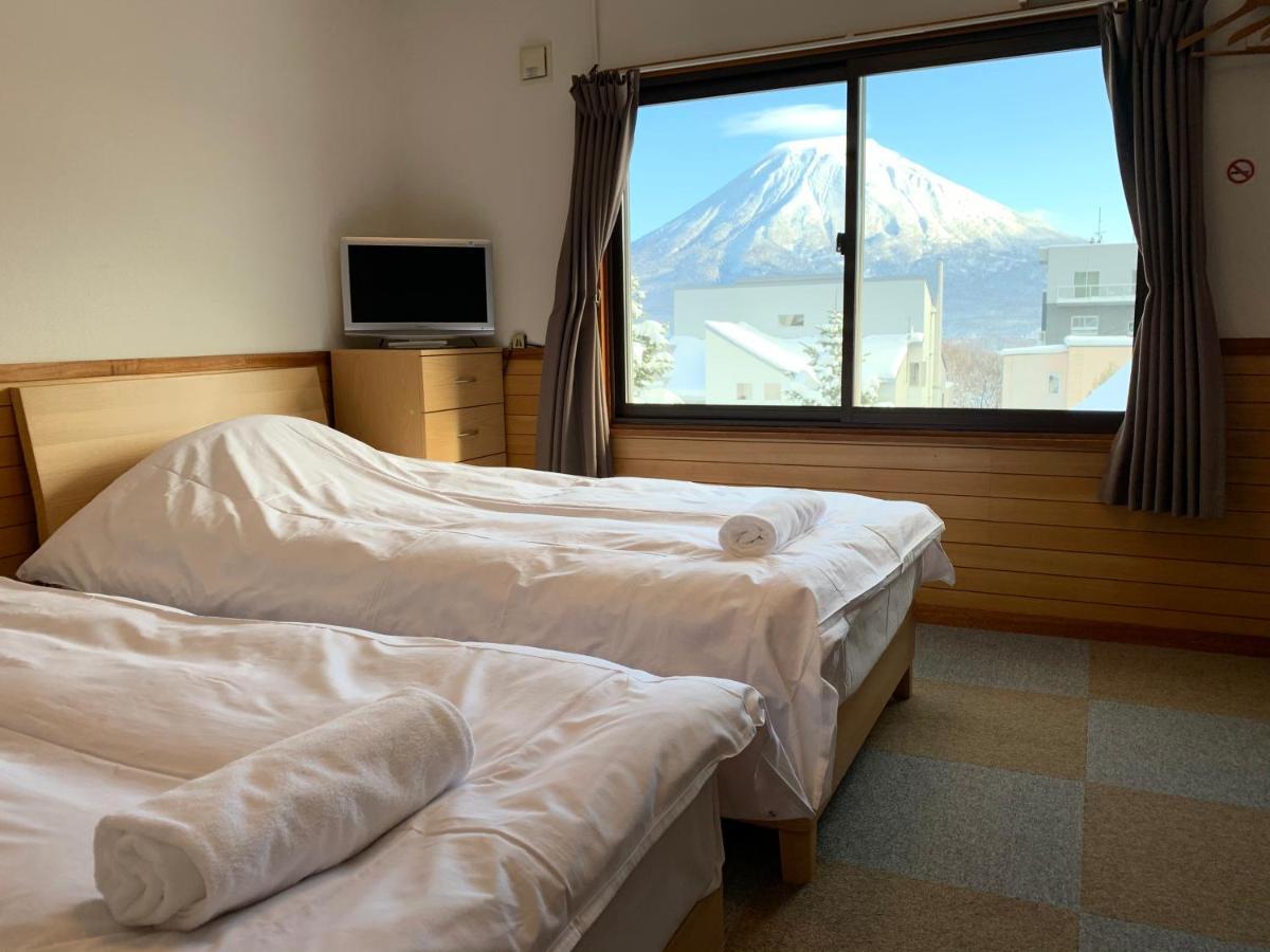Pension Berg Niseko Buitenkant foto